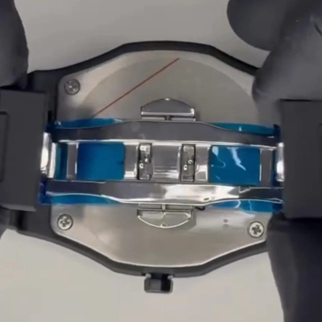 Aura Arabic Black Watch